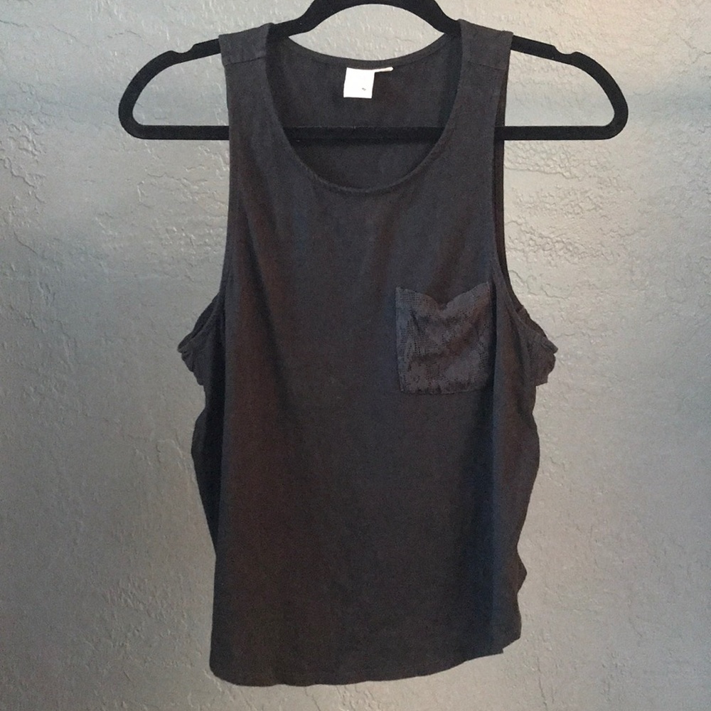 LA Hearts Tank